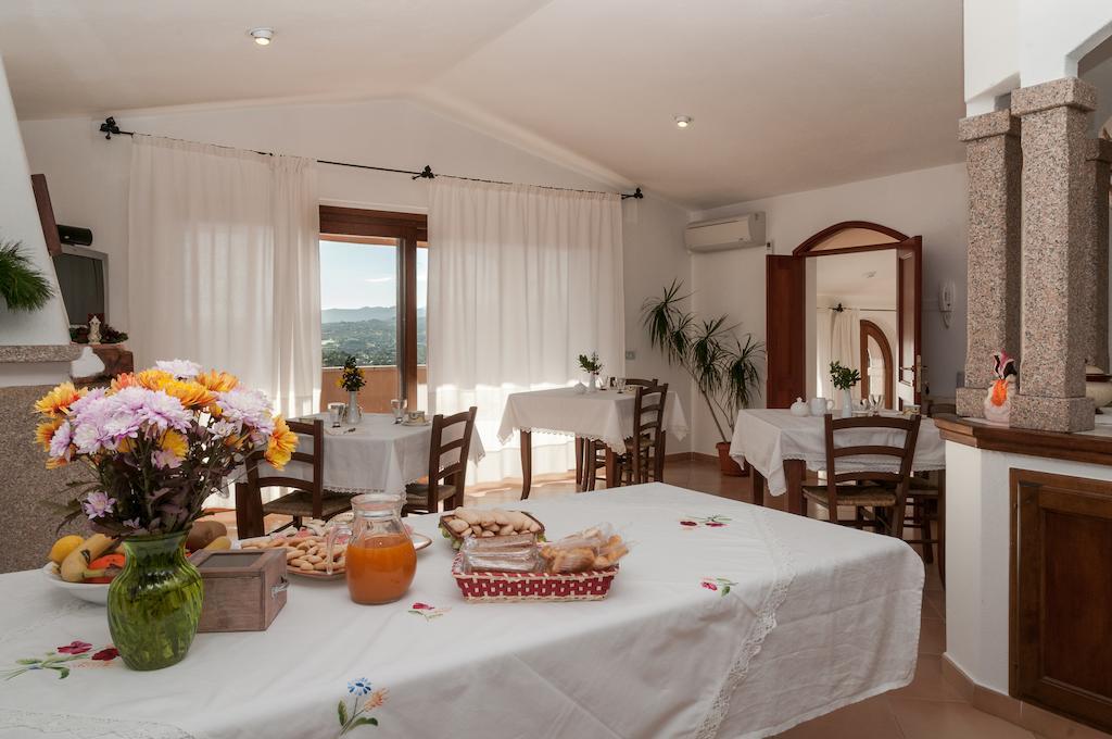 B&B Li Conchi Arzachena Exterior photo